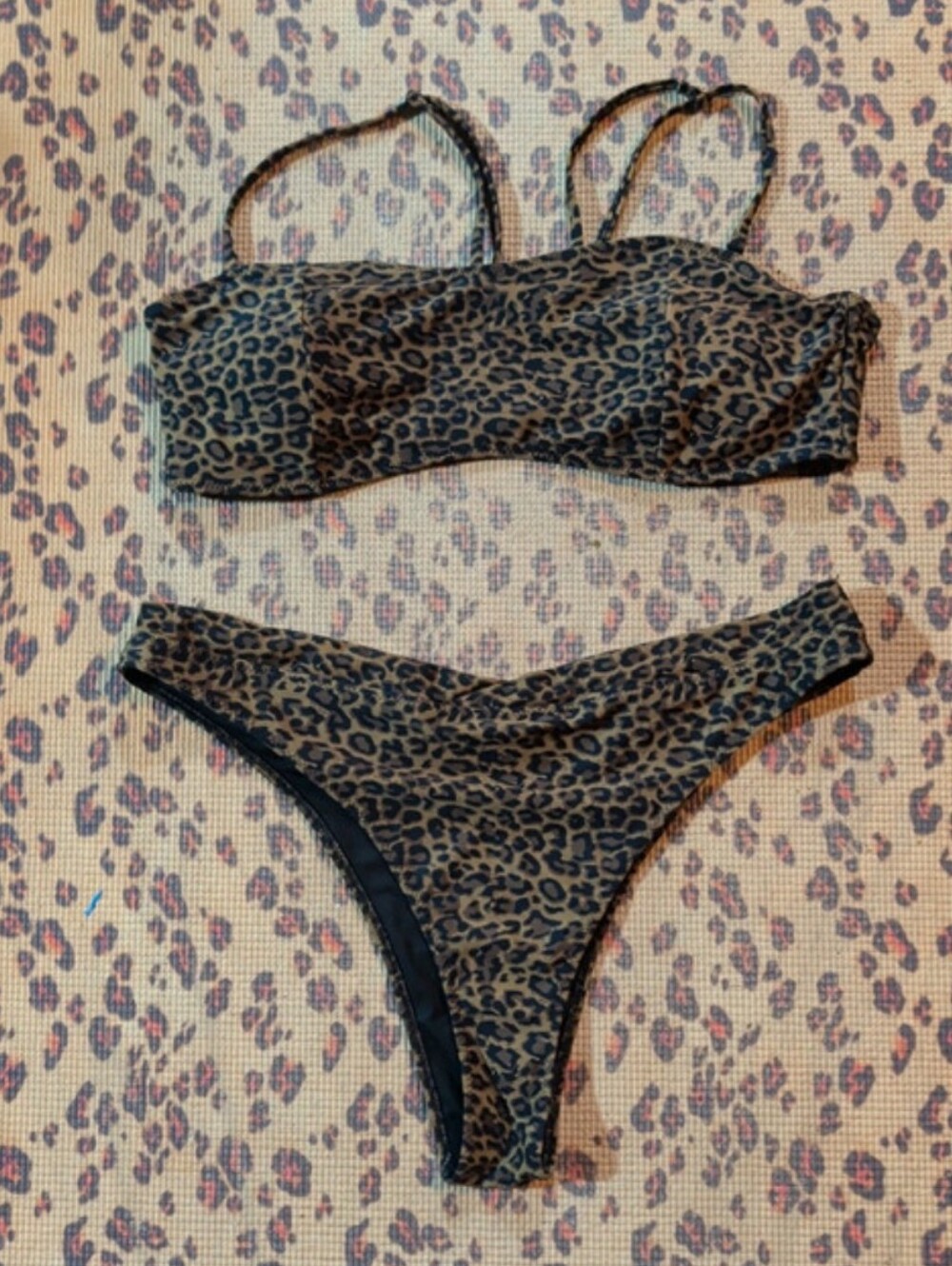 Kendall and Kylie cheeky bikini. Leopard 2 piece